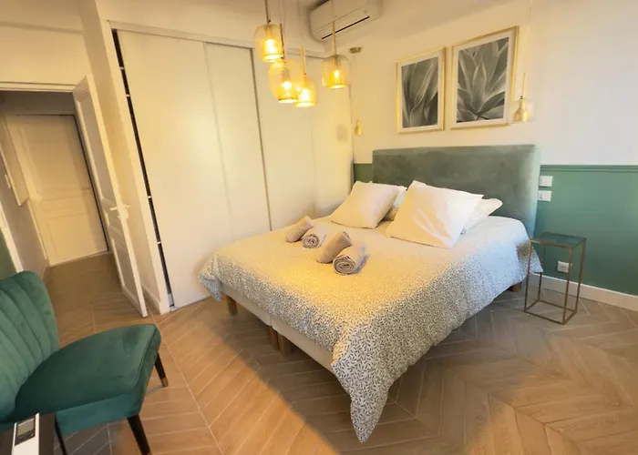 Appartement Climatise 2 Chambres Centre Historique