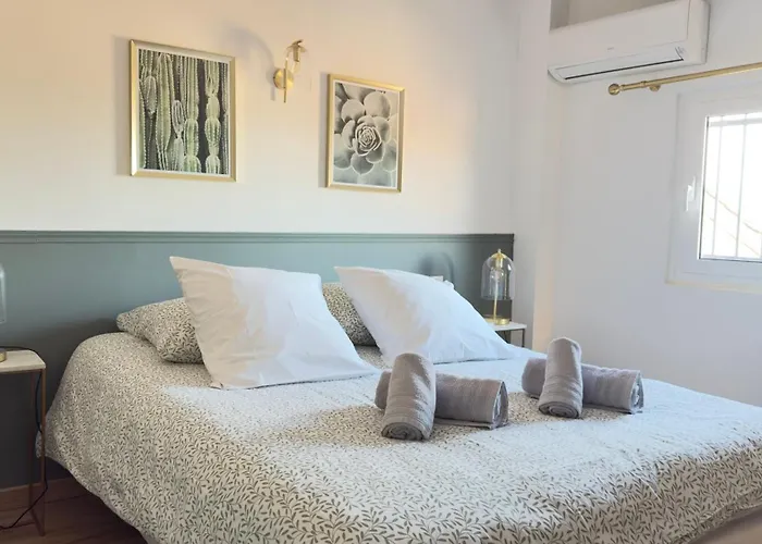 Appartement Climatise 2 Chambres Centre Historique